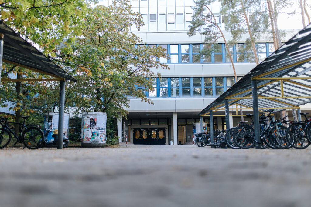 FAU_Tech_FATHERSUN_102